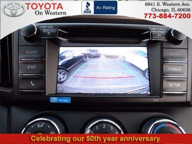 Toyota RAV4 2017 photo 17